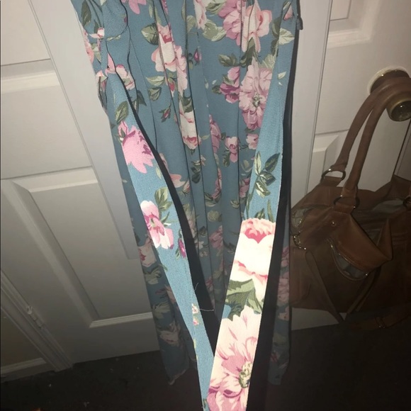 Floral Spaghetti strapped Jumpsuit - Picture 4 of 5